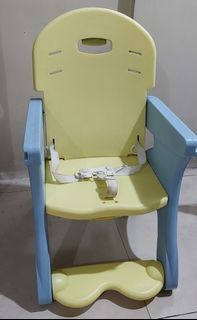 Baby 1st reclinable toddler chair with seatbelt