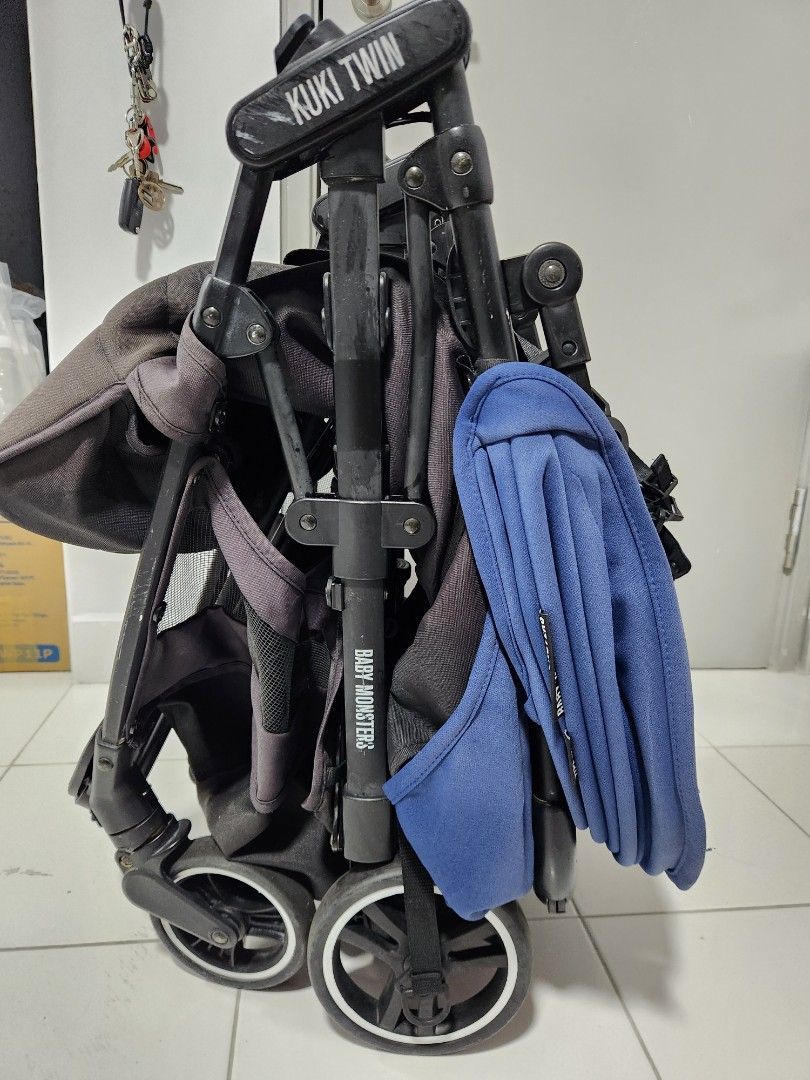 Monster stroller top