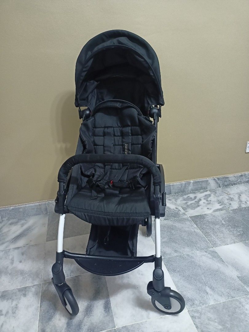 baby throne stroller, Babies & Kids, Going Out, Strollers on Carousell