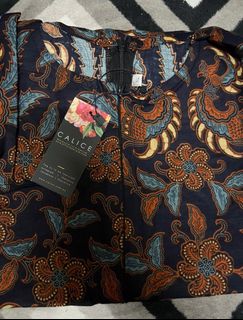 (Category: ) located in . Submitted by ourowncloset (Listing ID 1256948212, Image 1). Description: .