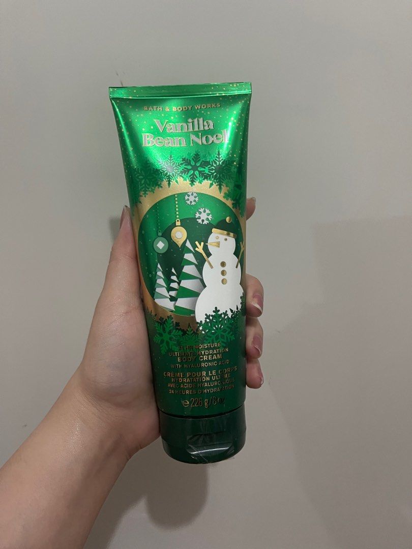 Bath and body lotion and mist (Category: Bath) located in Manila. Submitted by stack.in.it (Listing ID 1256895800, Image 2). Description: Original batha nd body.