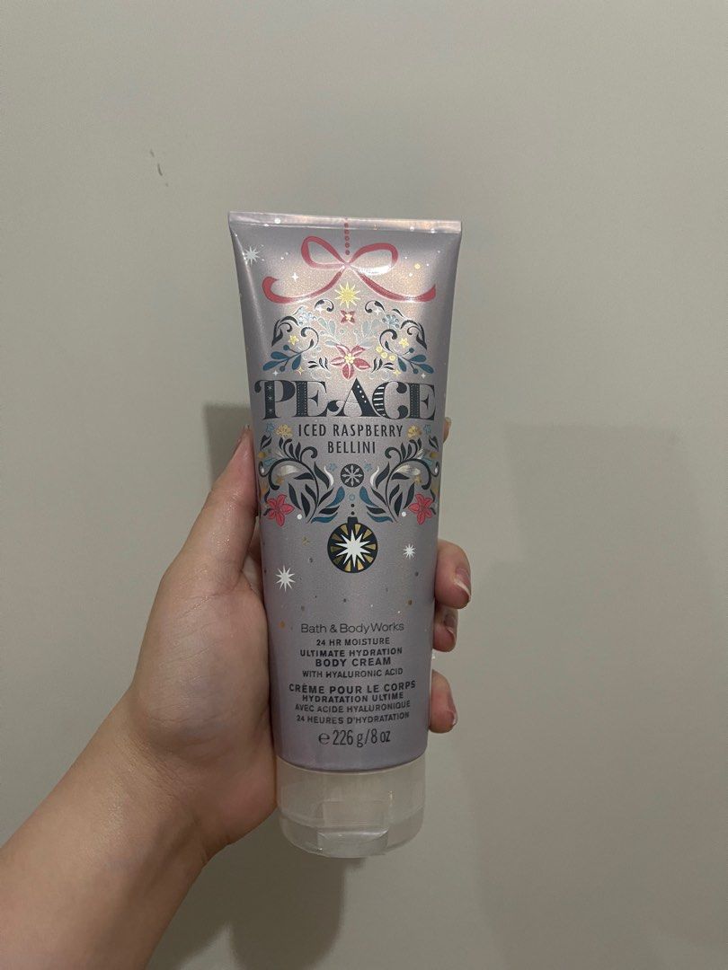 Bath and body lotion and mist (Category: Bath) located in Manila. Submitted by stack.in.it (Listing ID 1256895800, Image 1). Description: Original batha nd body.