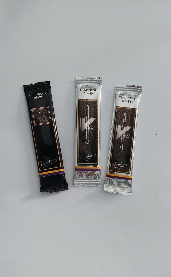 Bb Reeds Size 3.5+ Rue Lepic and V12, Hobbies & Toys, Music