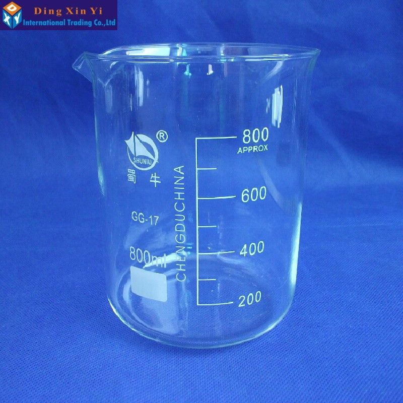 Beaker 800ml Glass Type (Up to 30% OFF) (Category: Medical Supplies & Tools) located in Manila. Submitted by jessaljamm78141 (Listing ID 1256851841, Image 1). Description: Capacity: 800ml Graduations: 50ml, 100ml to 800ml Outside Diameter: 97mm (approx.) Height: 141mm (approx.) Type I Class A - 3.3 Borosilicate Glass.