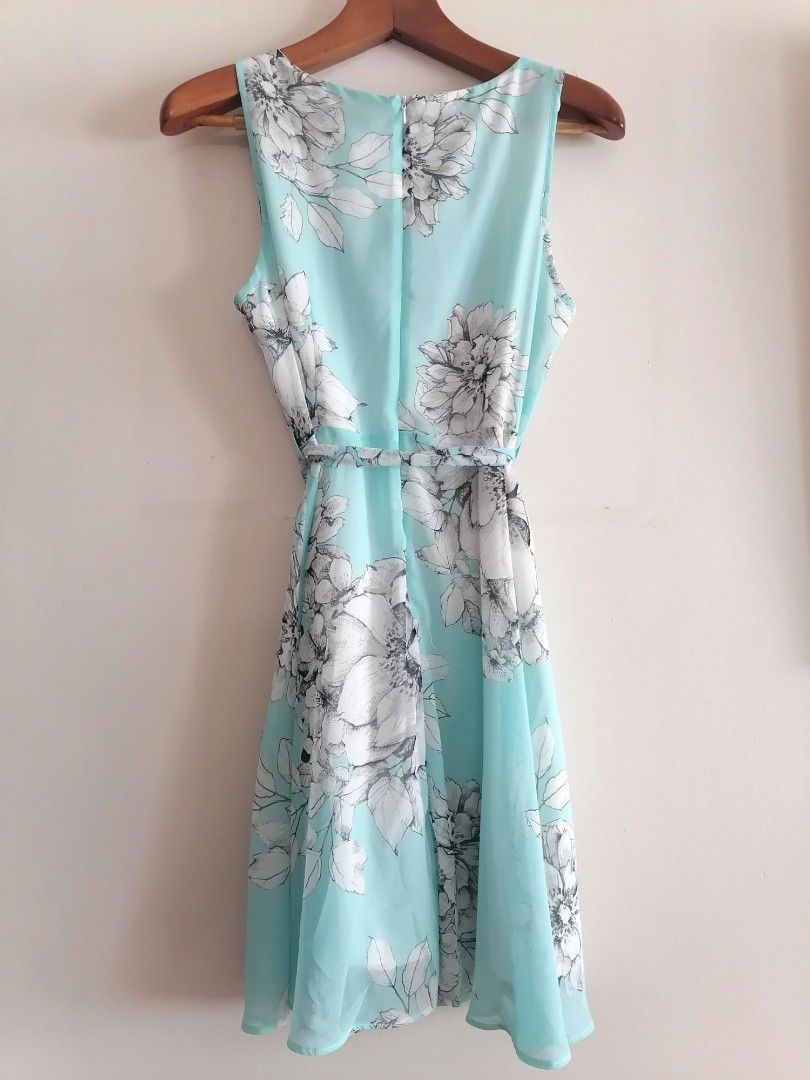 Billie and blossom blue floral dress online