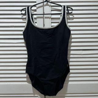 (Category: ) located in . Submitted by barefinds (Listing ID 1256978108, Image 1). Description: .