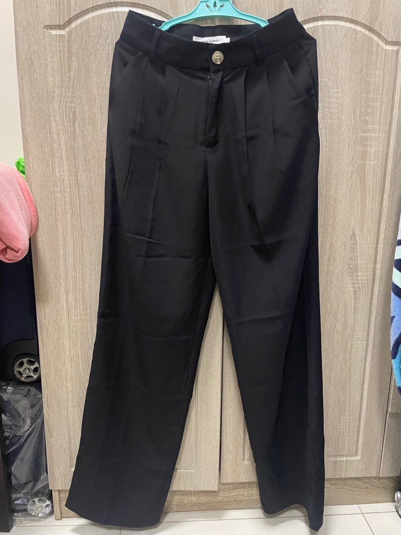 Black wideleg trouser, Women's Fashion, Bottoms, Other Bottoms on Carousell