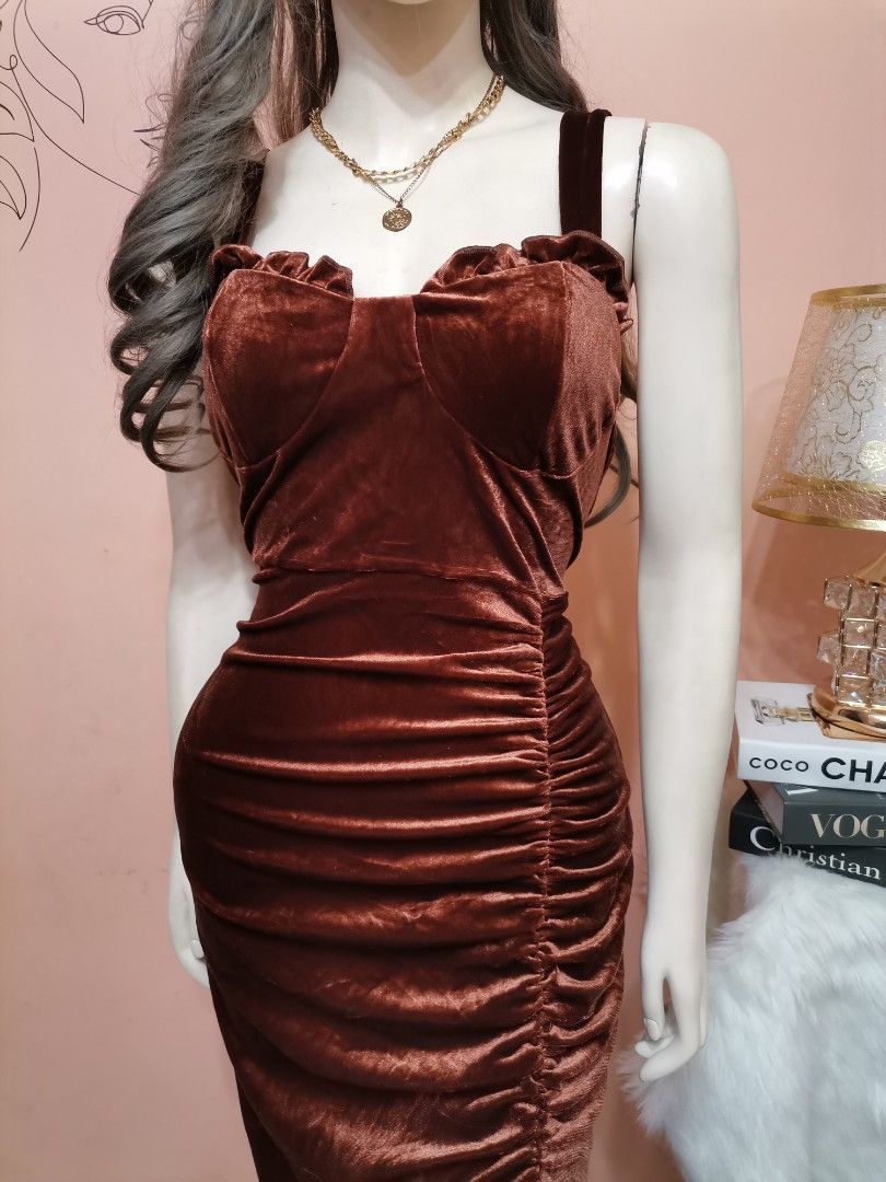 princess polly baby blue dress Burgundy Velvet High Neck Bodycon Dress - Bridesmaid Dress main image 1
