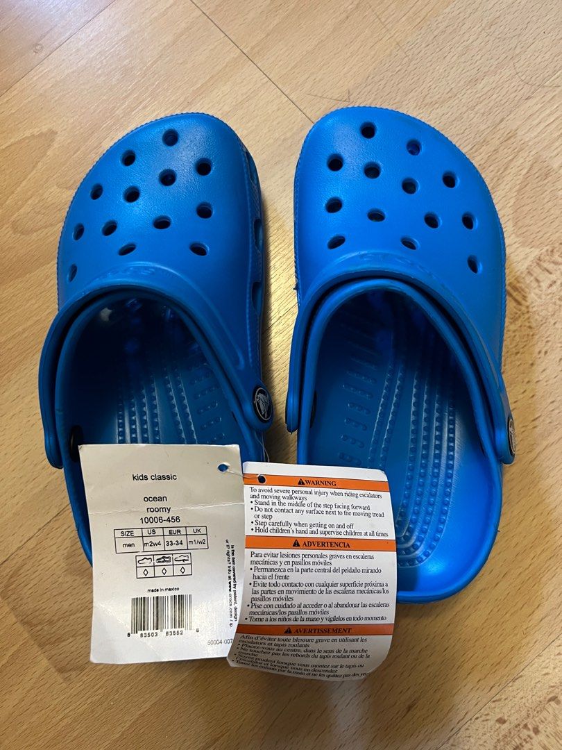 BNWT Crocs Kid s Classic Sandals Size 33 34