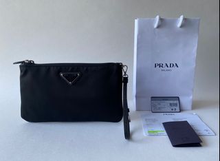 BRANDNEW PRADA WRISTLET POUCH CLUTCH 1NH545