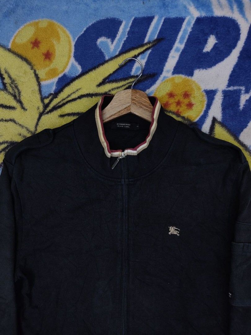 BURBERRY JACKET SIZE M PIT 19 Luxury Apparel on Carousell