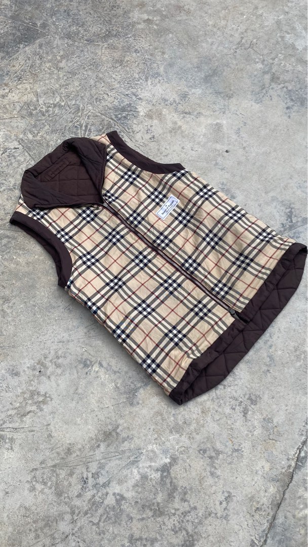 BURBERRY PUFFER VEST JACKET Men s Fashion Coats Jackets and