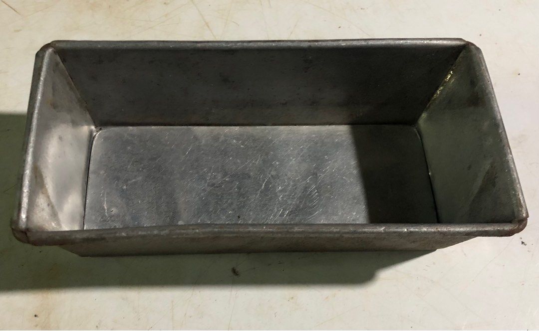Rectangular loaf pan with false bottom for fruit cake banana cake etc (Category: Bakeware) located in Malabon City. Submitted by limbizkit247 (Listing ID 1256848312, Image 3). Description: Rectangular loaf pan with false bottom for fruit cake banana cake etc With false bottom for easy depanning Around 300pcs available Negotiable. Discount. Bulk orders. .