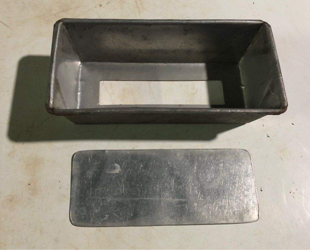 Rectangular loaf pan with false bottom for fruit cake banana cake etc (Category: Bakeware) located in Malabon City. Submitted by limbizkit247 (Listing ID 1256848312, Image 2). Description: Rectangular loaf pan with false bottom for fruit cake banana cake etc With false bottom for easy depanning Around 300pcs available Negotiable. Discount. Bulk orders. .