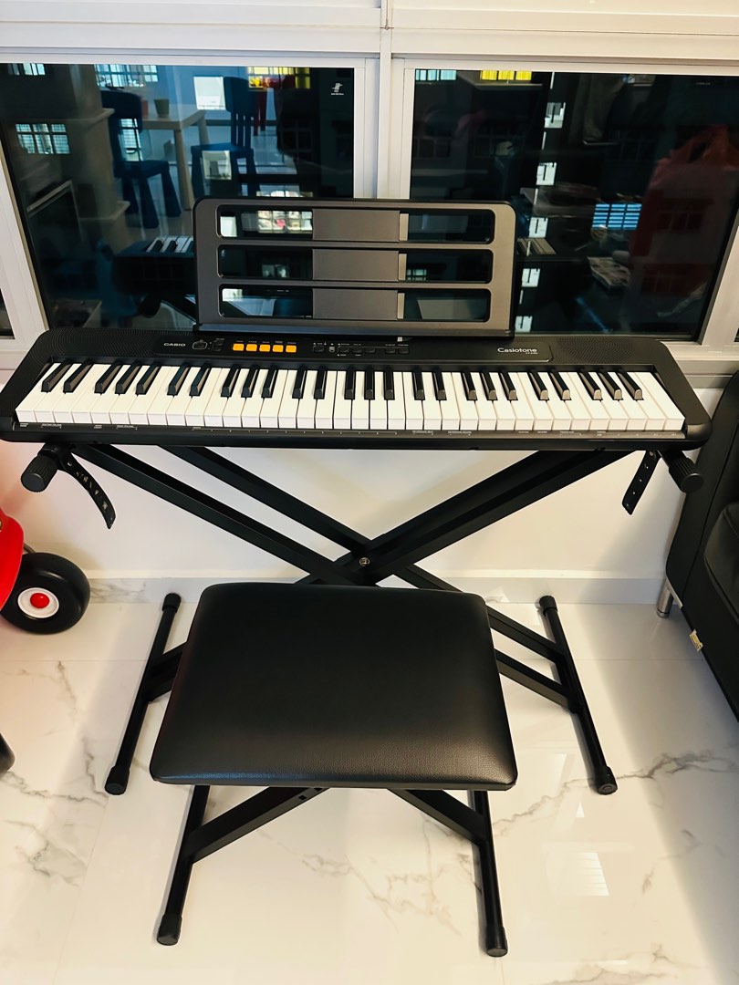 CASIO CTS100 Keyboard Casiotone with music rest and piano stool