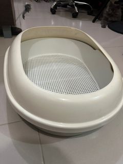 Cat Litter Box with Sifter (Preloved)