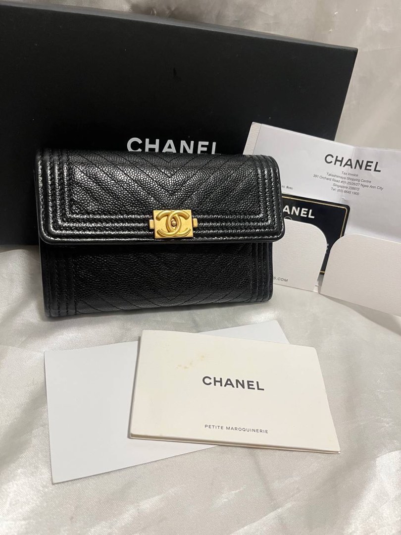 Chanel medium small flap wallet bag, Women's Fashion, Bags & Wallets