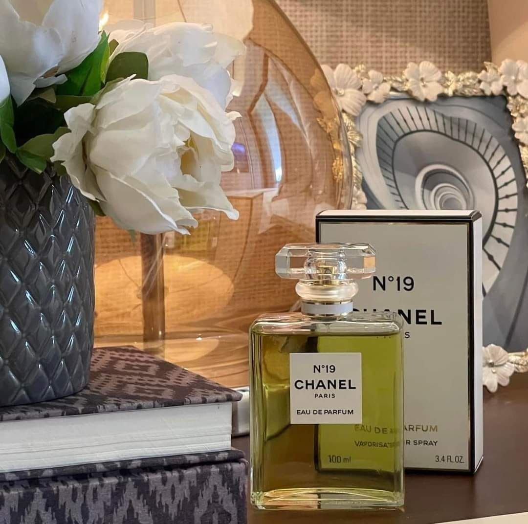 Vintage Chanel N19 EDP, Beauty & Personal Care, Fragrance