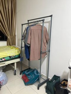 Clothes hanging racks