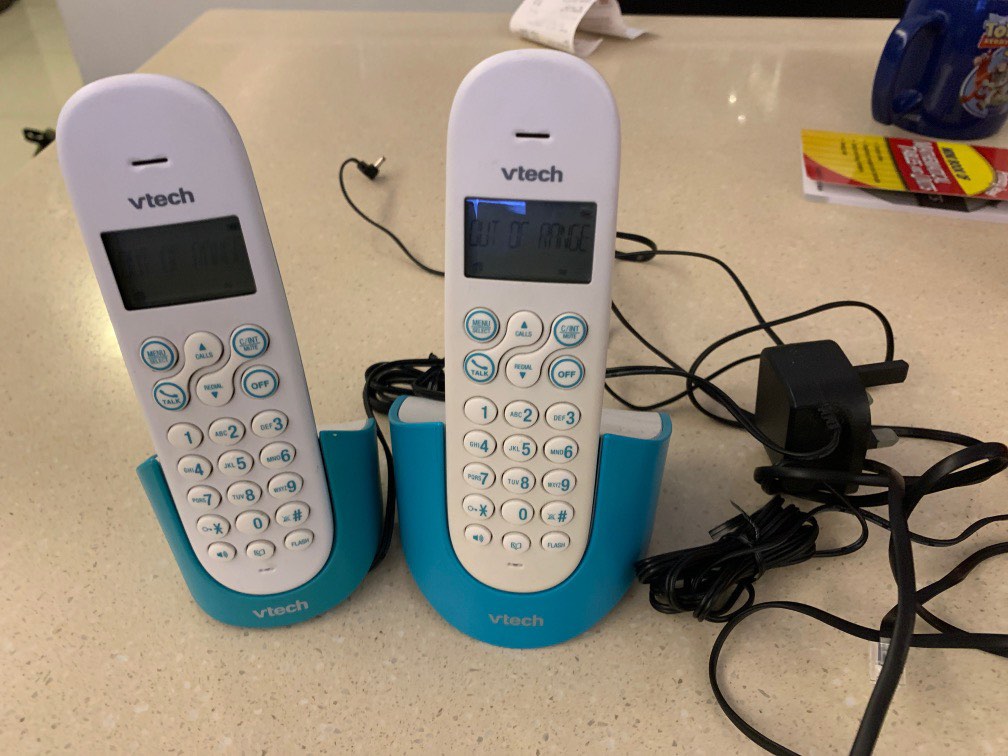 Set up and connect the telephone - VTech IS8251 