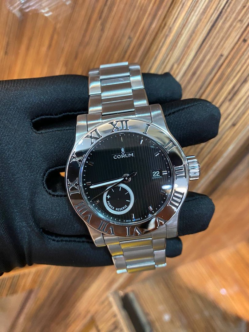 Corum romulus power reserve on sale