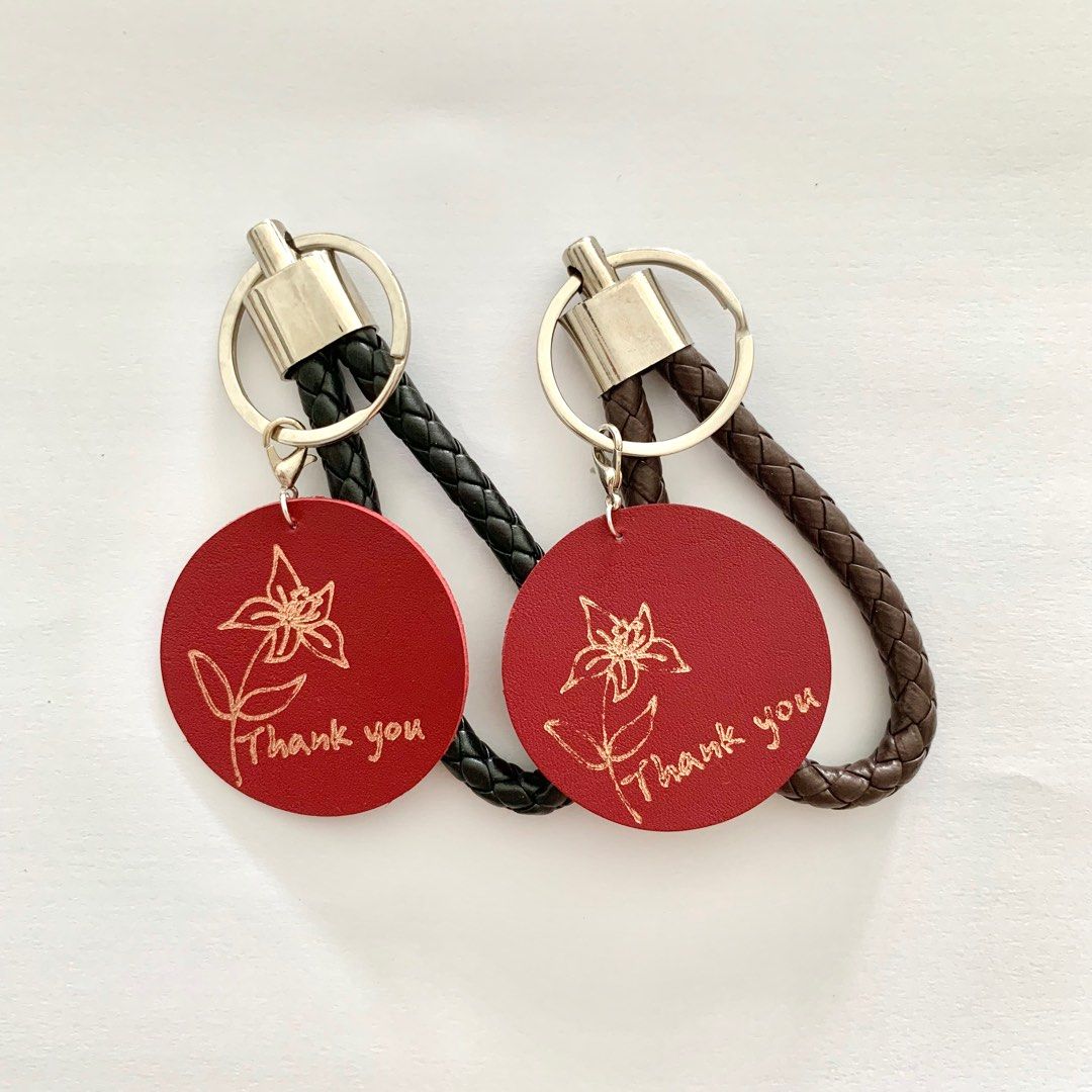 Customized keychain cheap for her
