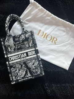 Dior Tote mini phone Bag