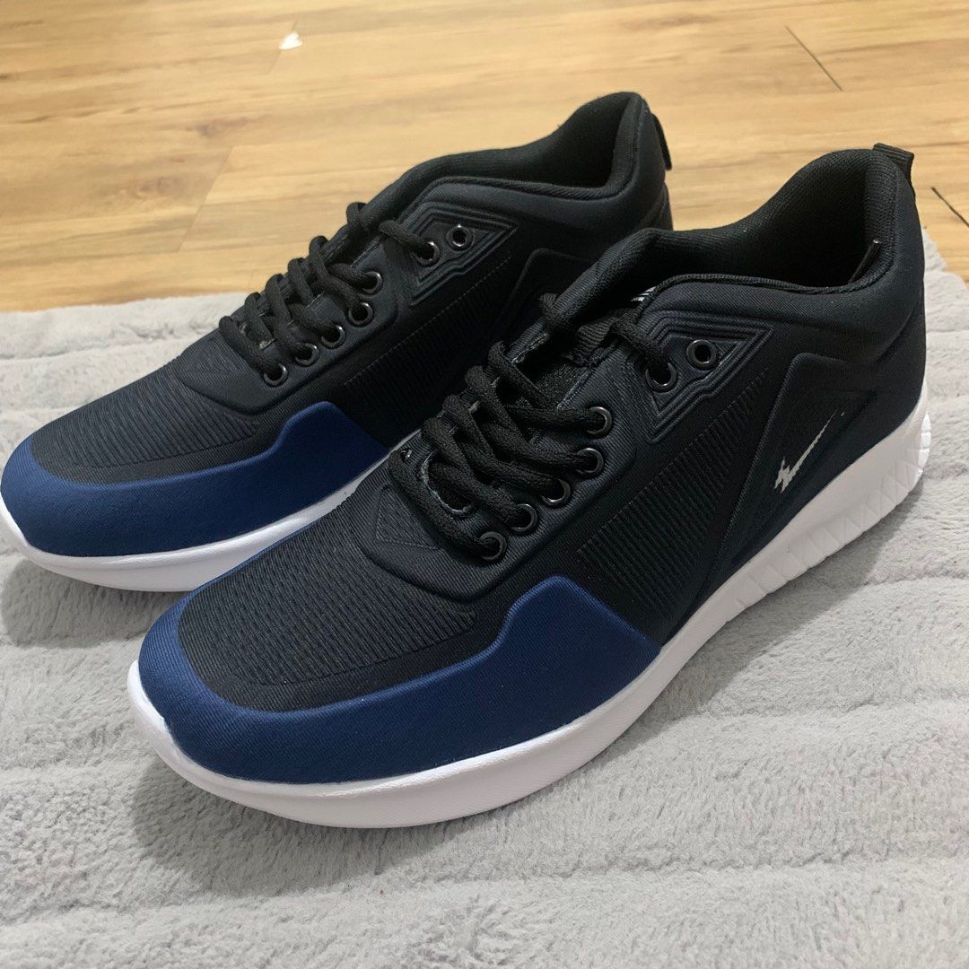 Sepatu sales eagle sneakers
