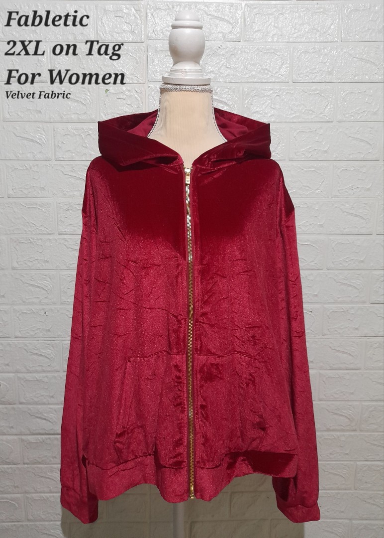 FABLETIC, Women's Fashion, Coats, Jackets and Outerwear on Carousell