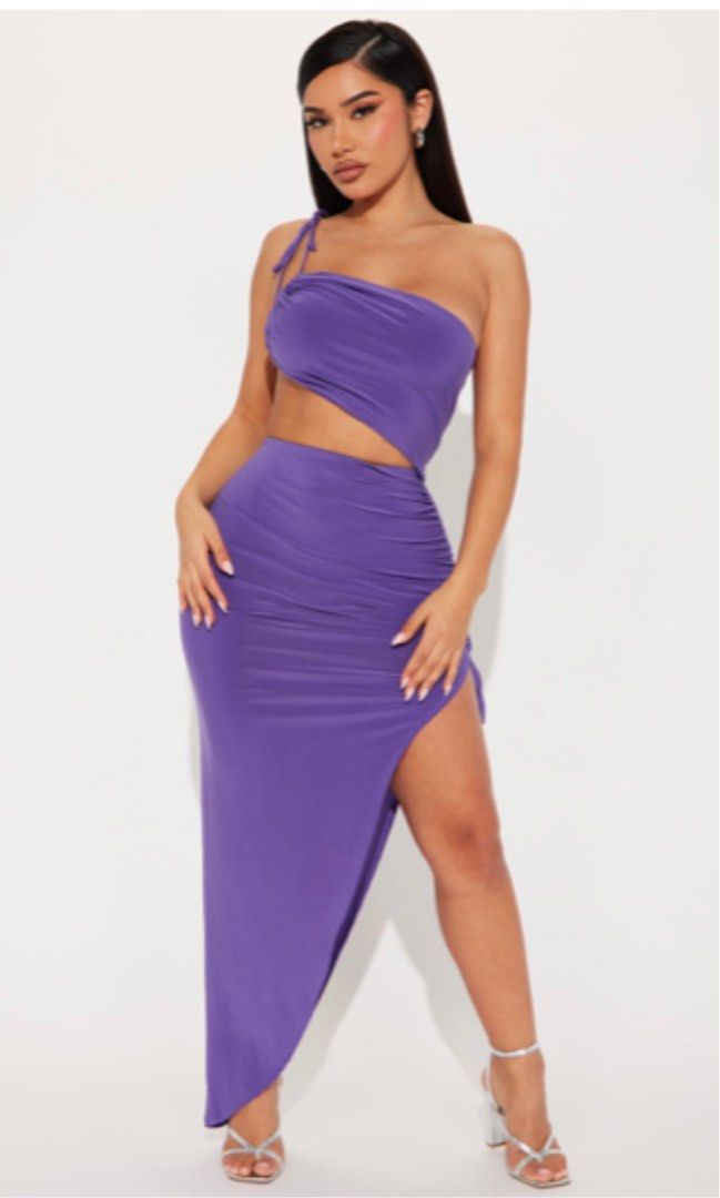 FashionNova cut out dress lilac