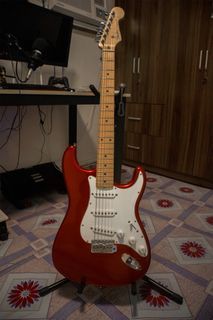 Fender Japan Standard Stratocaster