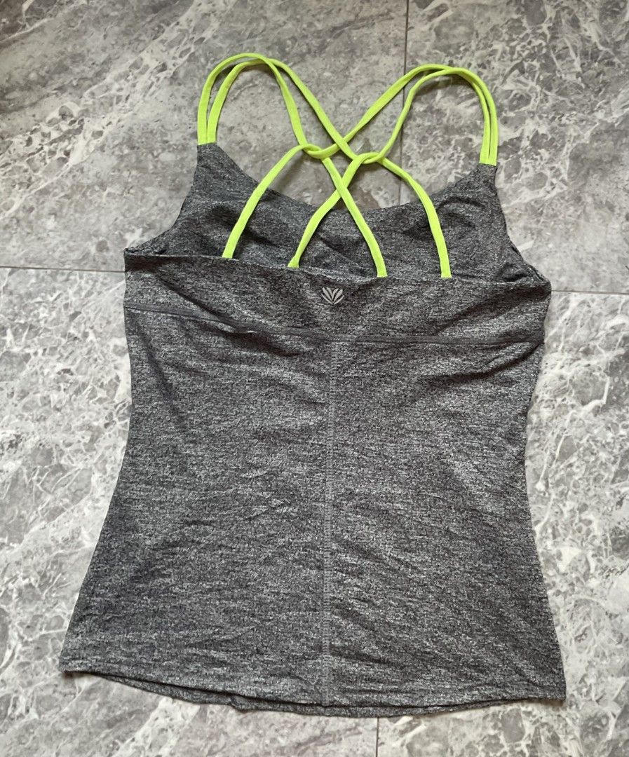 Forever 21 gym tops shop