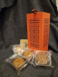 Four Season Hotel Mooncake
