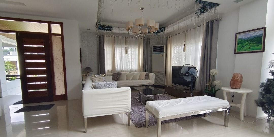 Fully Furnished (Category: House & Lot) located in Santa Rosa. Submitted by rollenreyes081080 (Listing ID 1256959853, Image 2). Description: Modern MANSION in CHATEAUX DE PARIS South Forbes is up for lease Fully Furnished Strictly 1 Year Lease PAY TERMS : 2 Months Security Deposit and 1 Year Advance Assoc Dues and Utility Bills /Gardener : for the account of the Lessee For Lease : 150k a month for sale : 50M gross 480sqm FA 540sqm Lot Area 3 stor