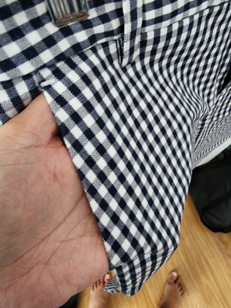 Gingham Jeans (Category: Jeans) located in Makati City. Submitted by hellochaa (Listing ID 1256864208, Image 3). Description: Decluttering loc: Hulo, Mandaluyong 26-27 waist.