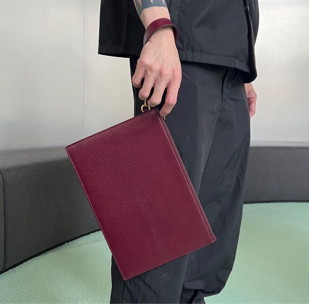 Gucci Wristlet Clutch Calfskin Maroon red Ghw
