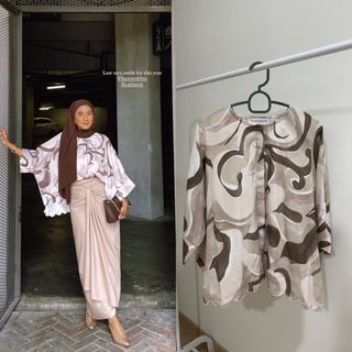 [FOR RENT] Hani Mokhta TROPICOLA - Blouse (Mocha)