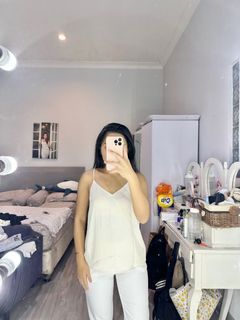 H&M sateen white top