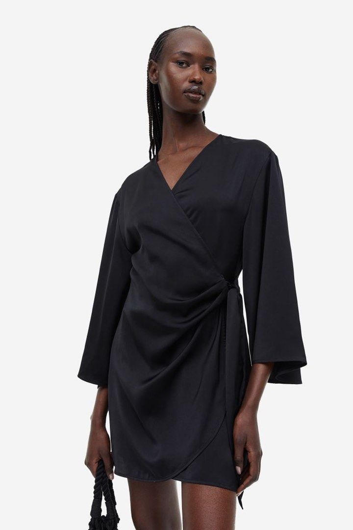 H&m black sale wrap dress