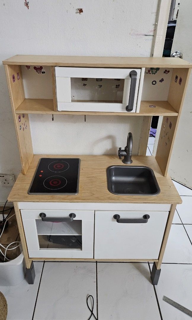 Kids kitchen used new arrivals