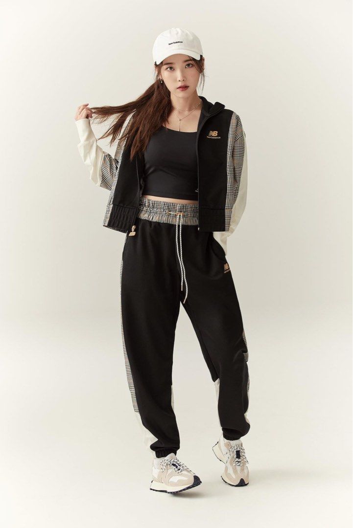 Iu new balance jacket top