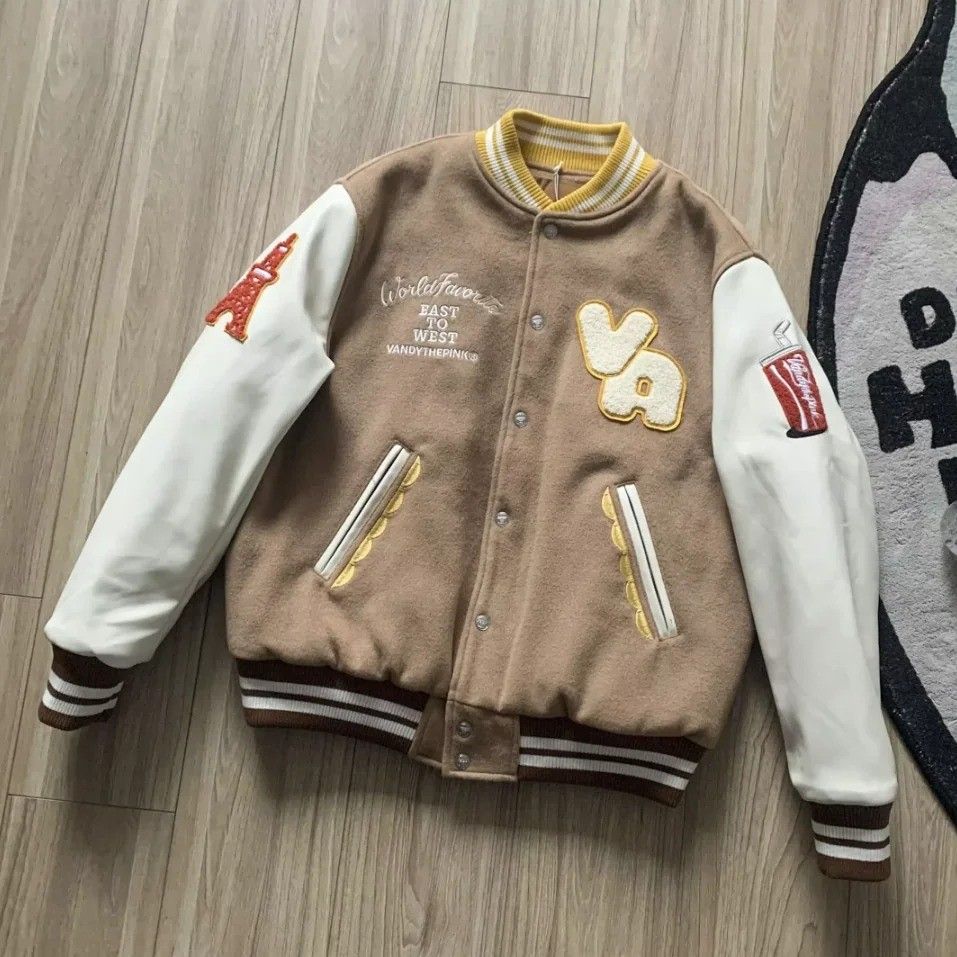 vandy the pink Varsity Jacket - ウェア