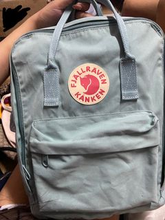 (Category: ) located in . Submitted by y2kkimsthrift (Listing ID 1257006379, Image 1). Description: .
