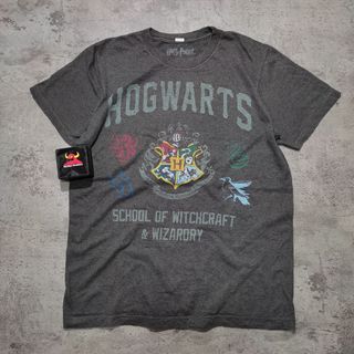 Kaos HARRY POTTER hogwarts logo official tee griffindor slyterin hupplepuff ravenclaw