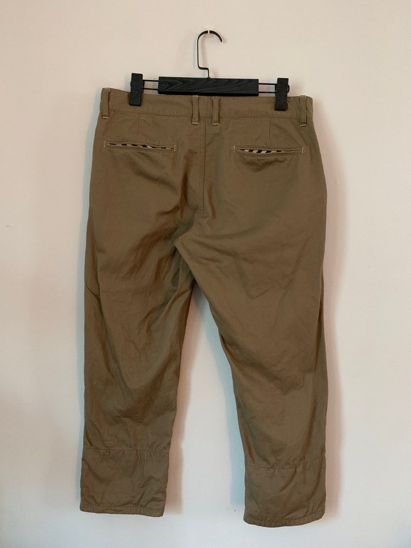 Khaki 3/4 Pants (Category: Trousers) located in Pasay City. Submitted by allthatdraft (Listing ID 1256924133, Image 2). Description: Brand is from Japan RFS: does not fit me anymore and freeing up my closet for a move out. Measurements Brand size is Large Waist is 83 cm Length is 33 cm Condition 9/10 Payment methods Gcash, BPI, or BDO Shipping methods If within Metro Manila, Grab Express or Angkas padala. If provincial, J&T. Please note that ship