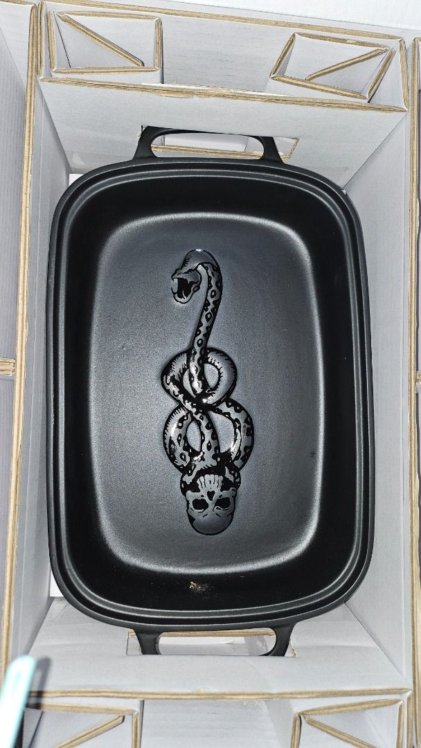 Le Creuset Harry Potter Lord Voldemort Casserole, Furniture & Home