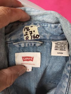 Levi's