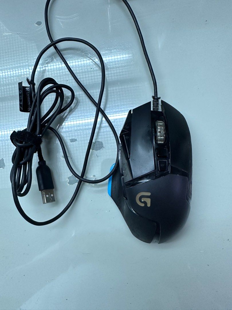 Logitech gaming mouse G502 (Category: Mouse & Mousepads) located in Manila. Submitted by tw.declutters (Listing ID 1256861838, Image 2). Description: .