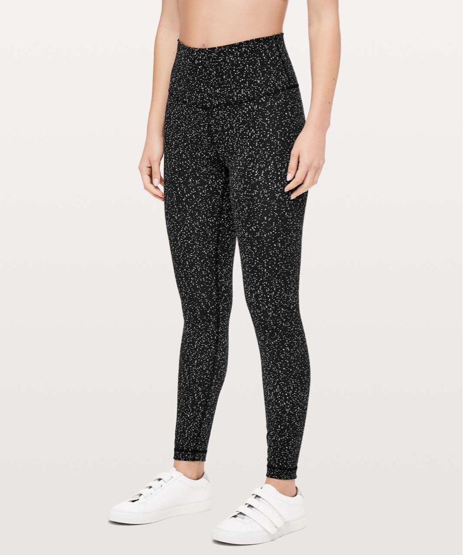 Lululemon wunder under black and white top