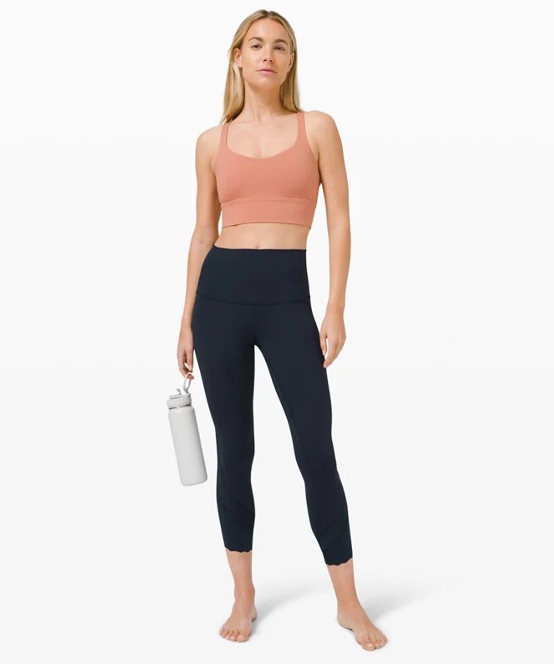 Brand new with tags Lululemon Wunder Under Scalloped Hem high rise crop  leggings 23 in luxtreme US Size 8, Women's Fashion, Activewear on Carousell